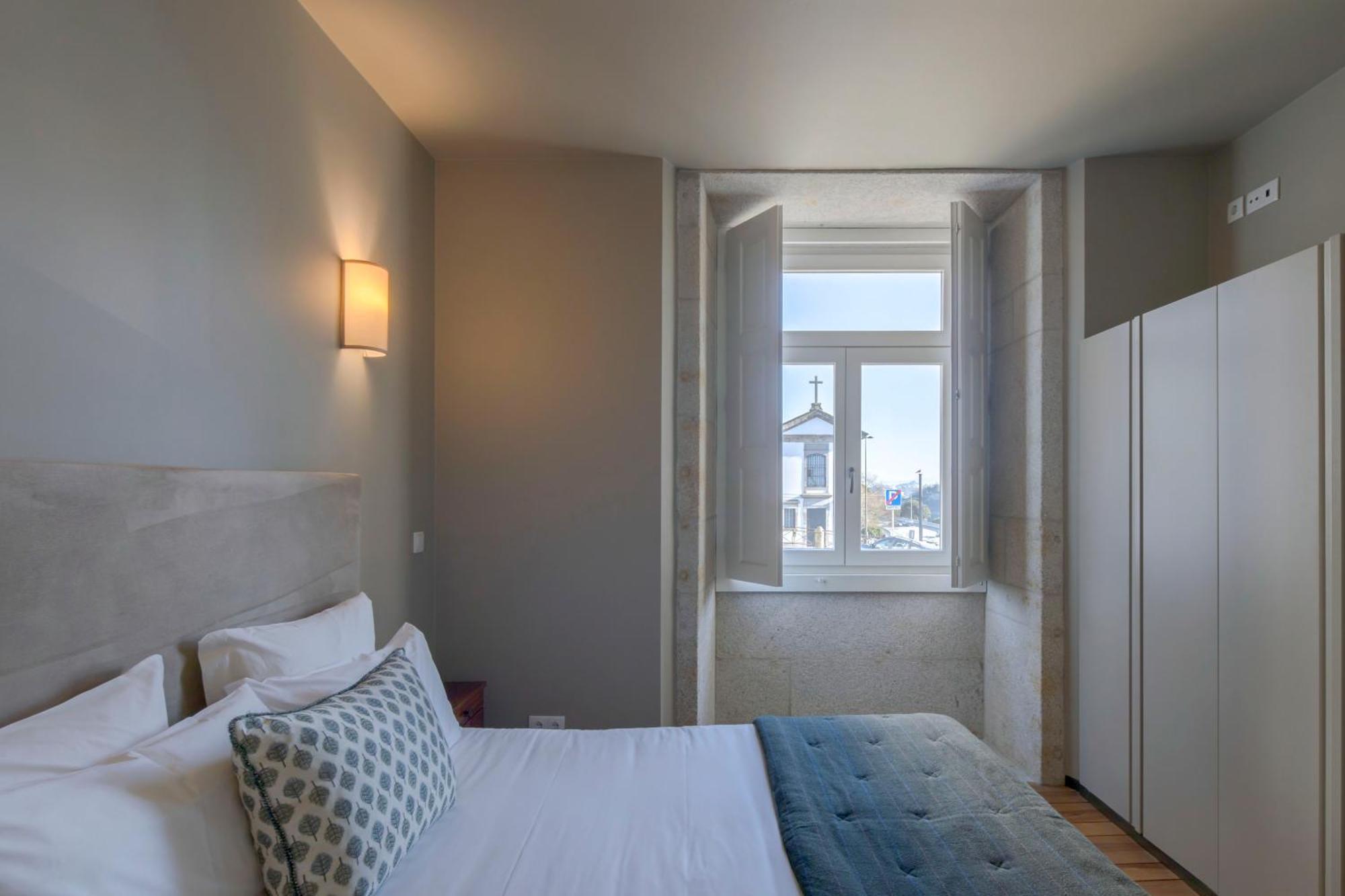 Condes de Azevedo Palace Apartments