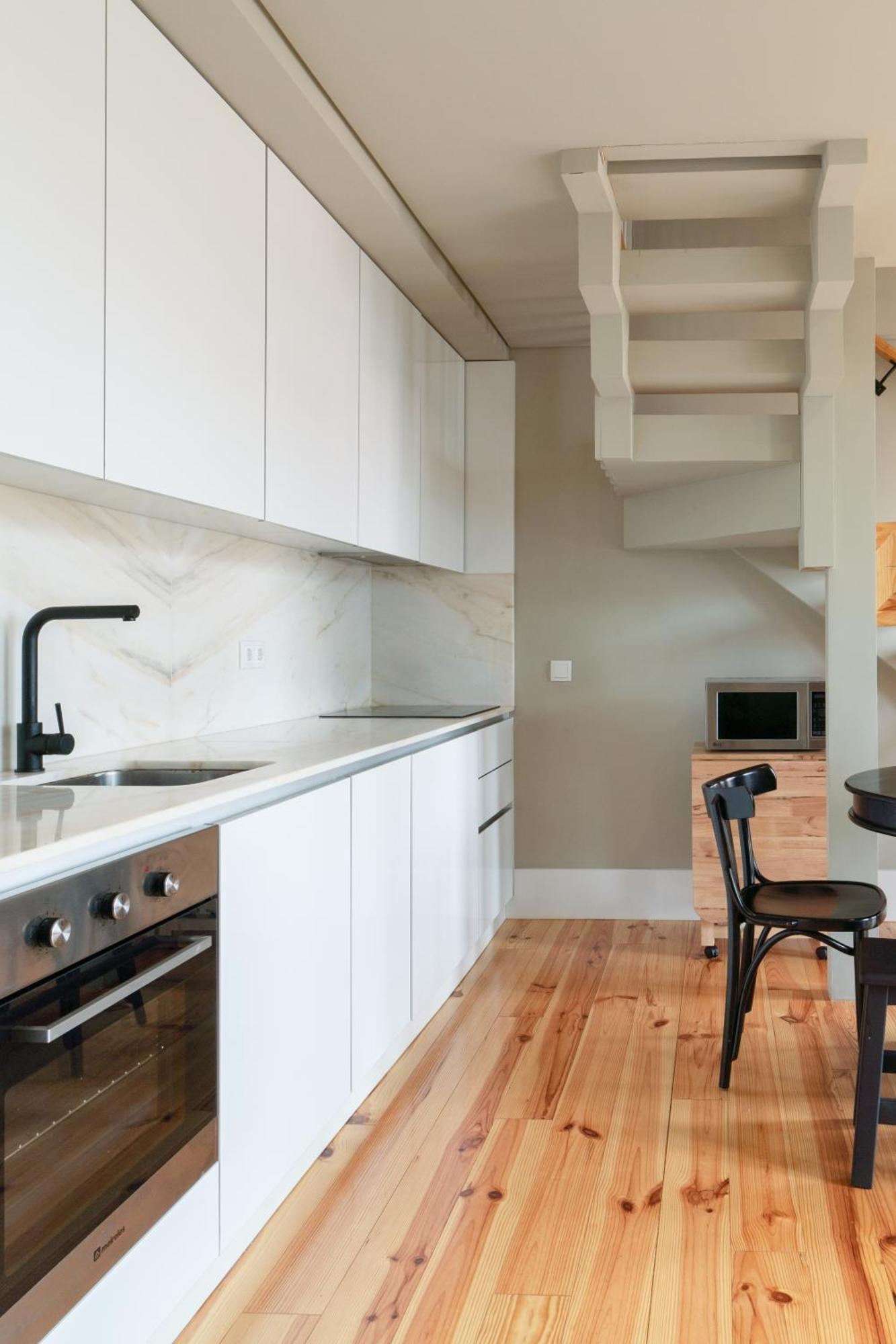 Apartamento Host Wise - Modern Design Duplex W Balcony