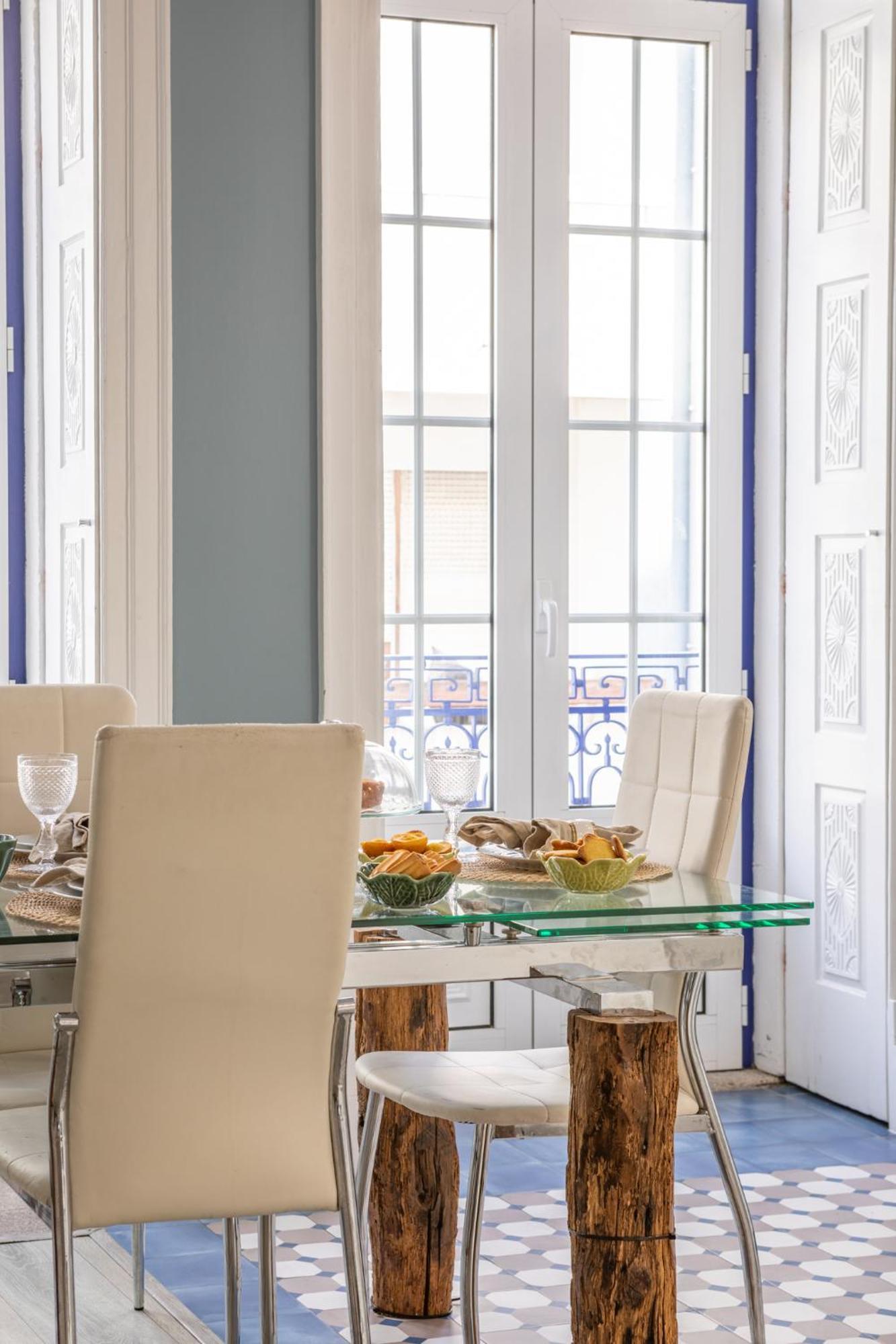 Host Wise Apartamento *