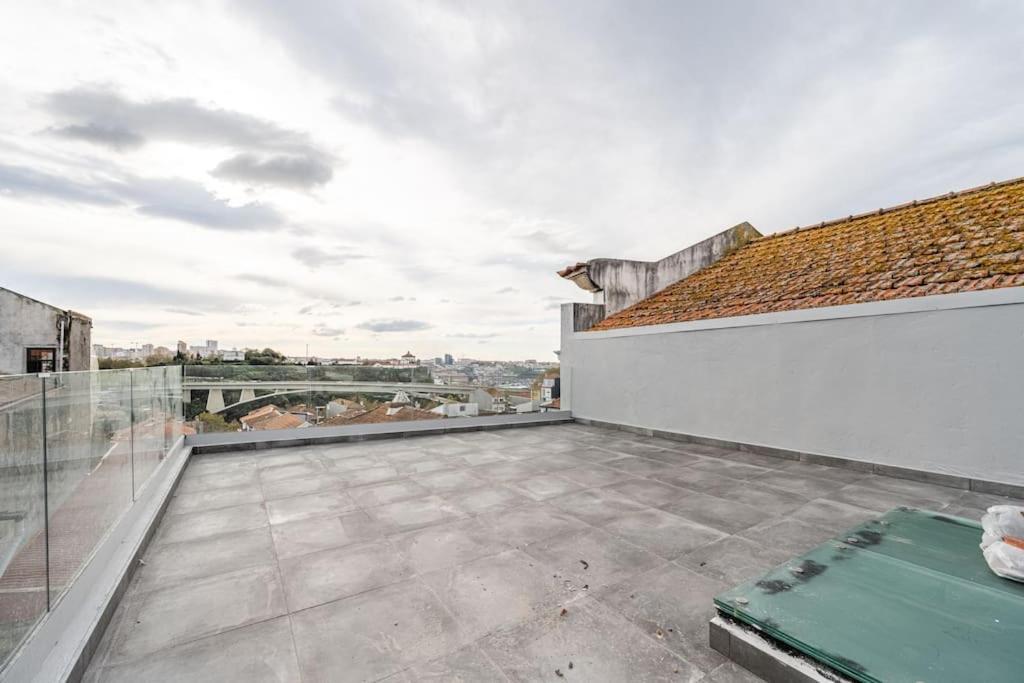 Apartamento Charming 2br W Terrace & Garden *