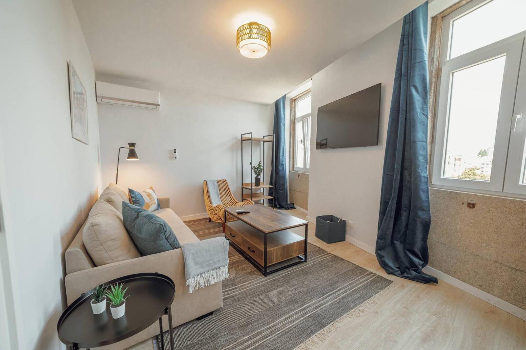 Alegria Duplex By Hosty Porto