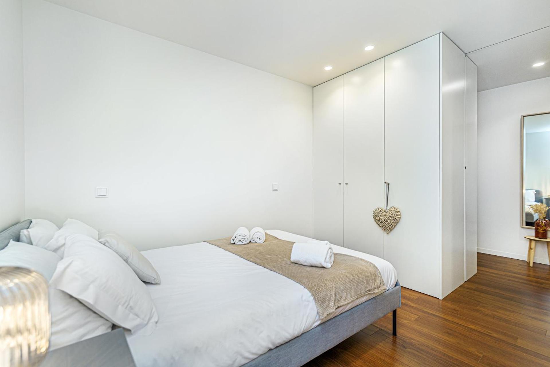 Bombarda 250 By Lovelystay Oporto