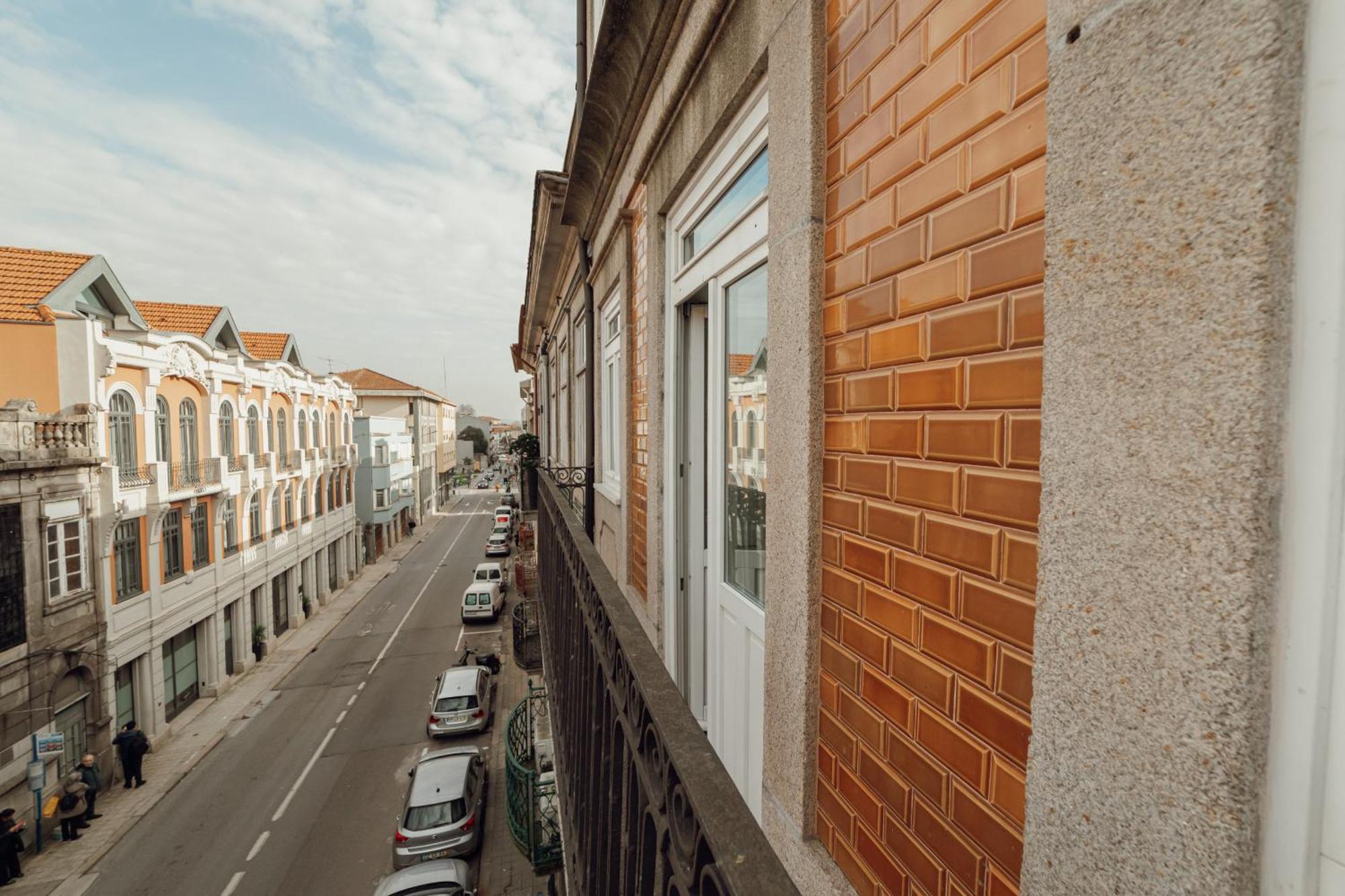 Downtown Elegant By Hosty Apartamento