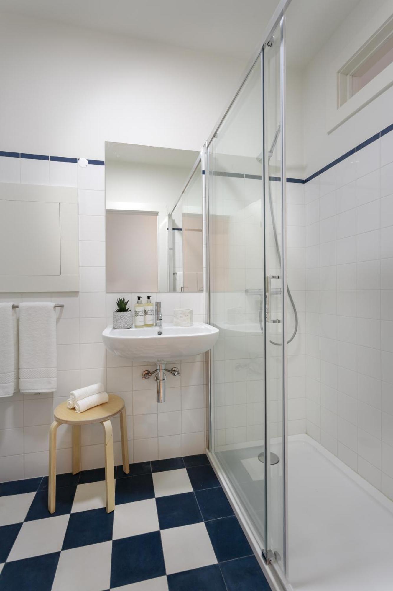 Flores Plaza Apartamento Oporto