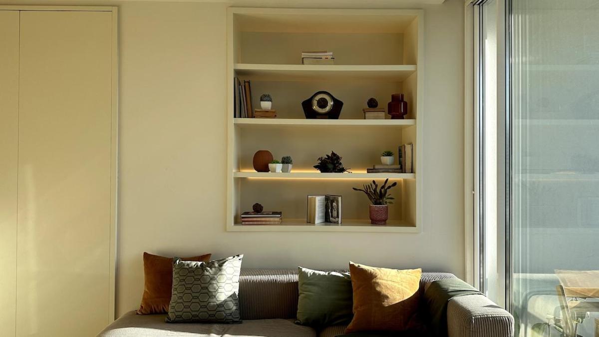 Apartamento - With Ac, Parking And Balcony