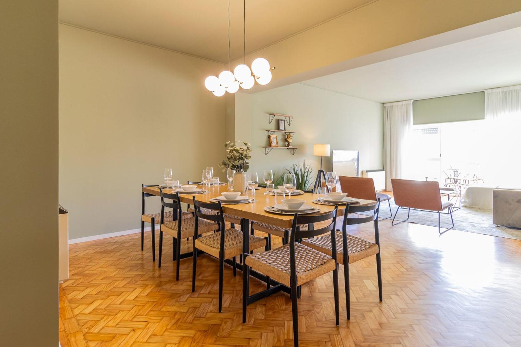 3br Joyous Wonder By Lovelystay Apartamento Oporto