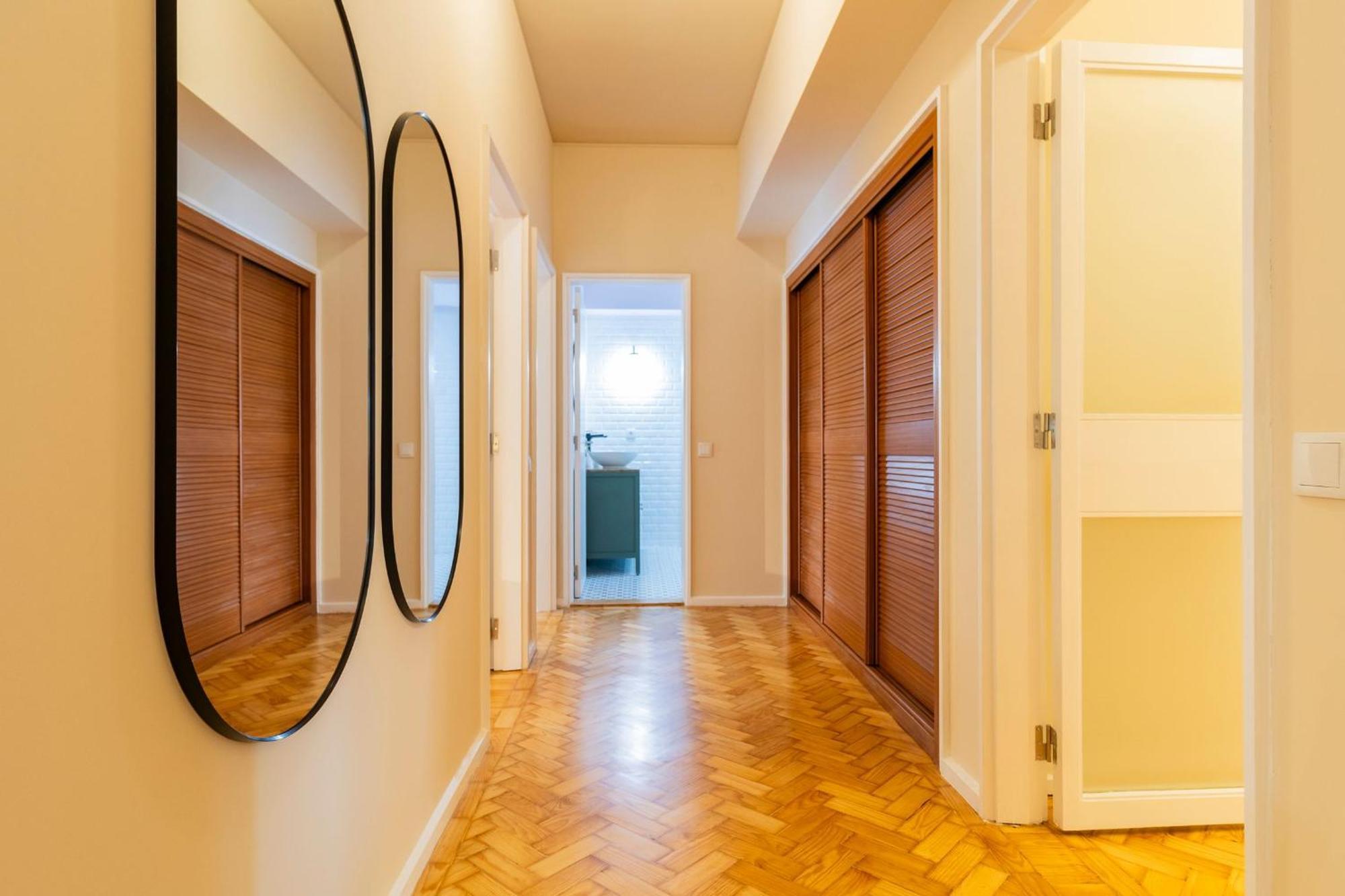 3br Joyous Wonder By Lovelystay Oporto