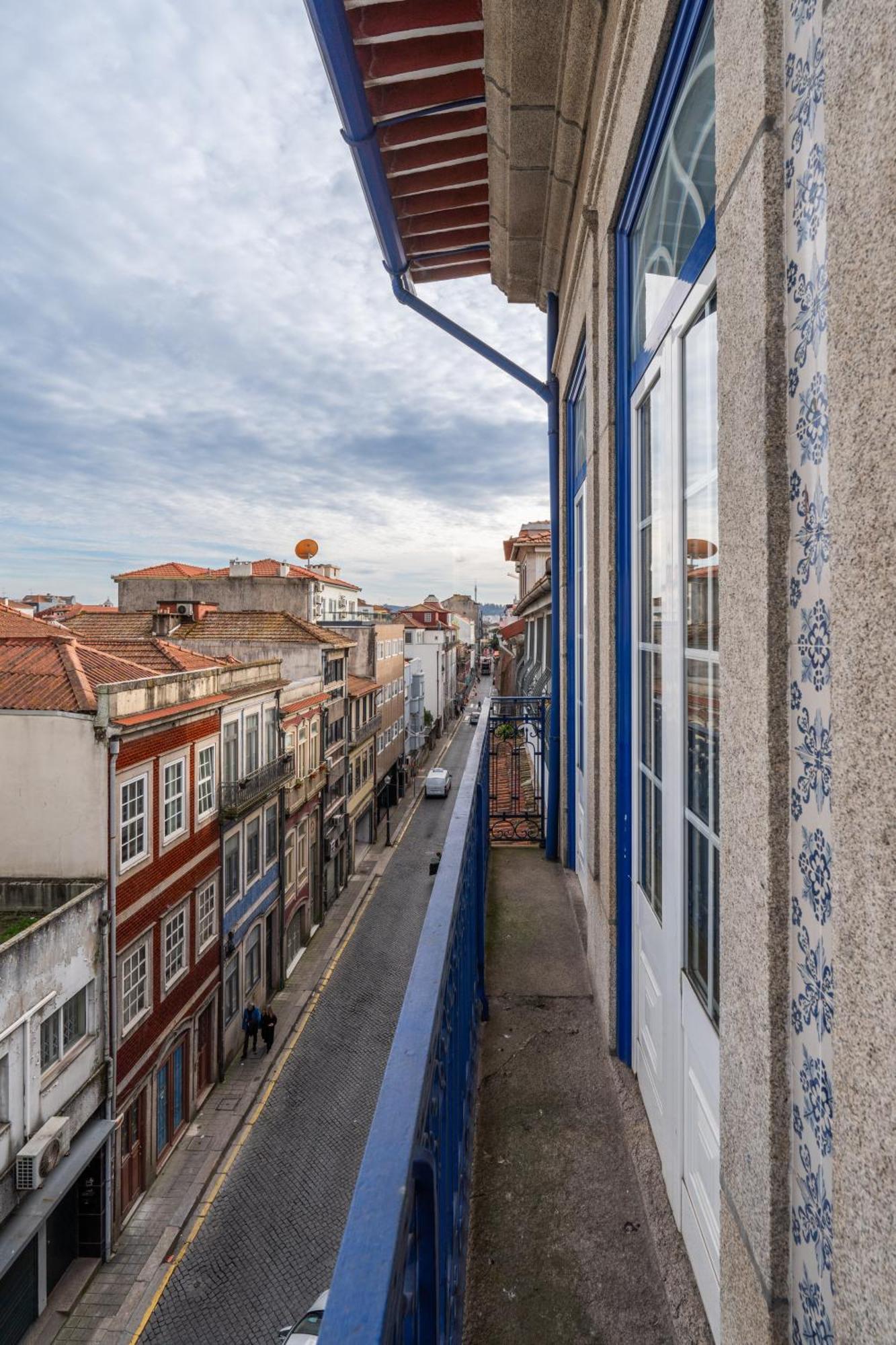 Host Wise Oporto