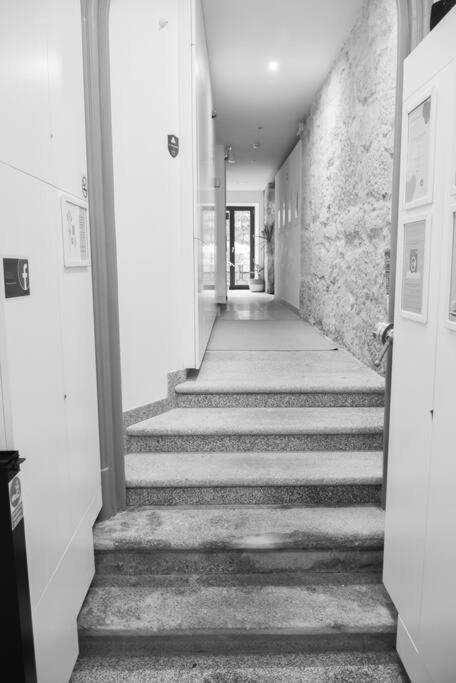Apartamento With Balcony In The Center Of *
