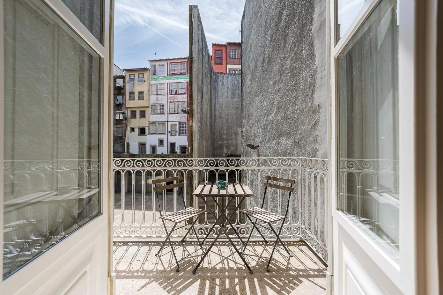 Guestready - A Modern Haven In The Centre Porto