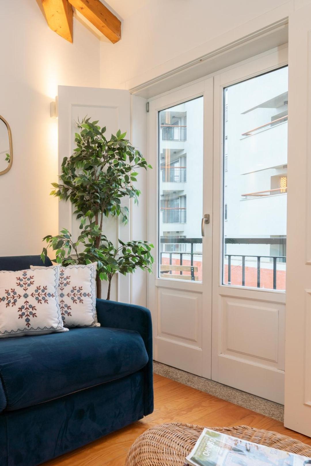 Hostwise - Stylish Retreat In Porto's Heart Apartamento Oporto