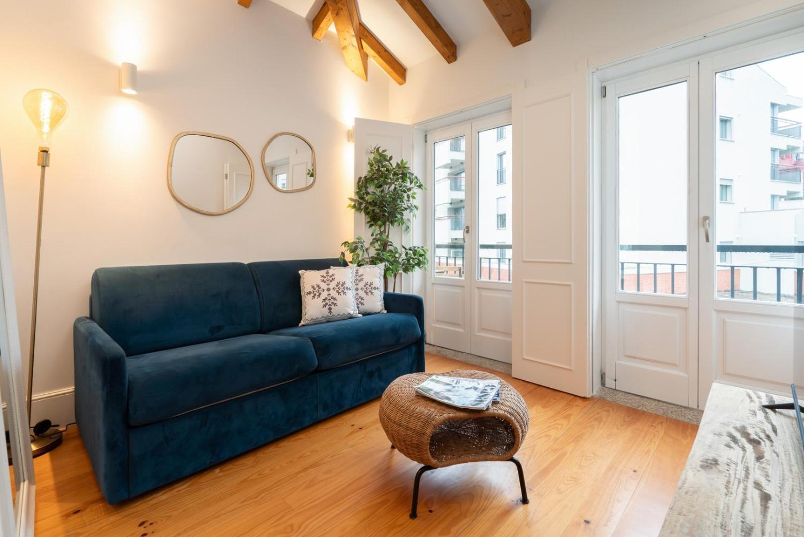 Hostwise - Stylish Retreat In Porto's Heart * Oporto