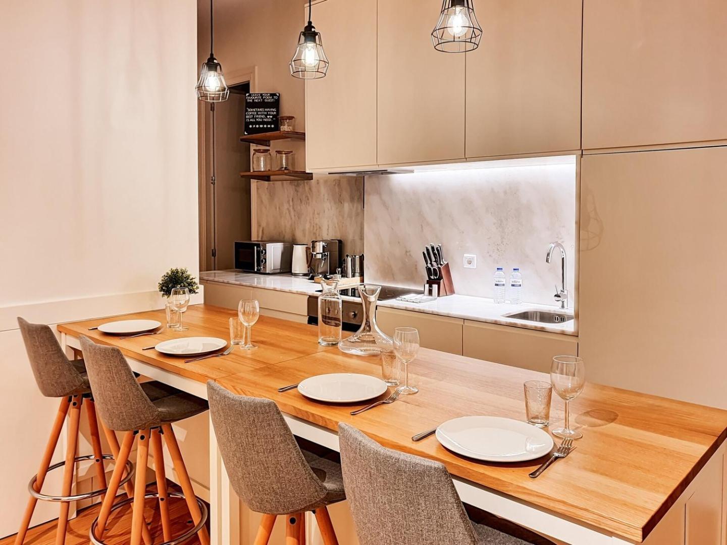 Apartamento Comfortable Flat, Cozy Balcony Close To Aliados Av Oporto