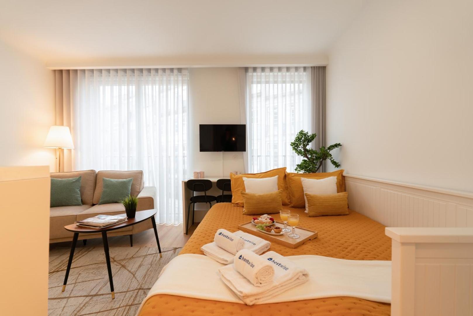 Hostwise - Stylish & Bright Apartamento *