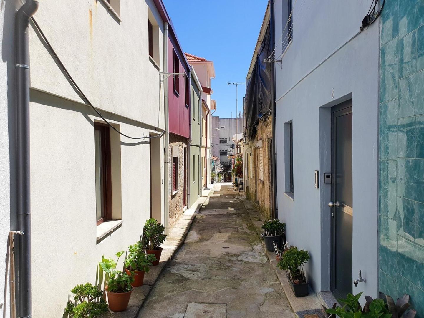 Typical House In A Historical Pedestrian Quarter Oporto