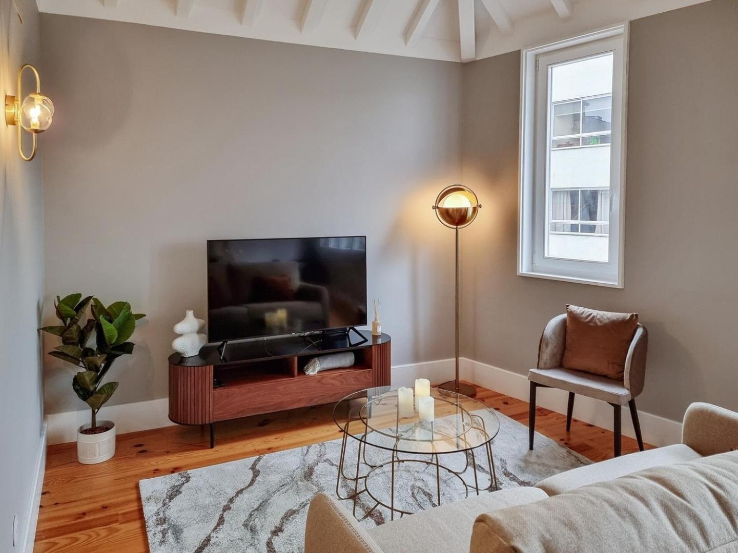 Charming Loft With Mezzanine In The Center Apartamento Oporto