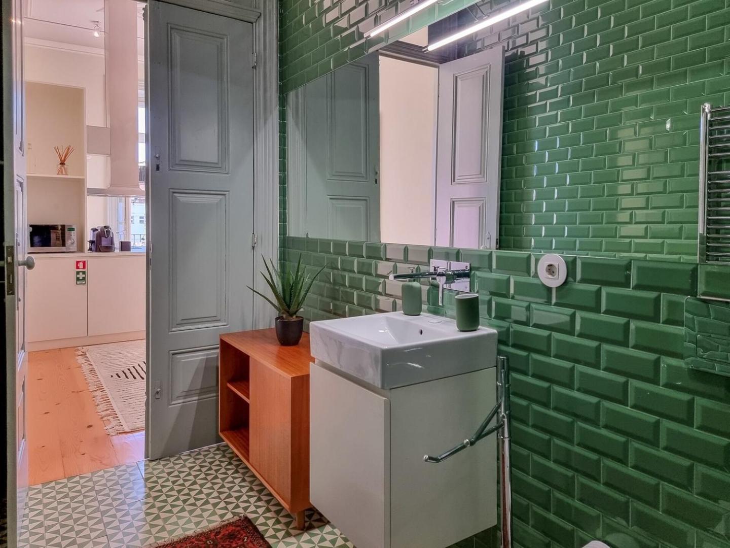 Apartamento Stunning Flat With Private Balcony In Center