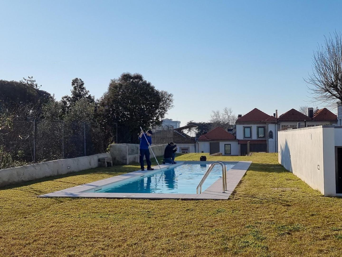 Apartamento Spacious Flat With Private Terrace And Shared Pool Porto