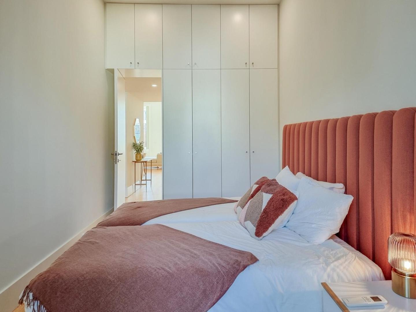 Spacious Flat With Private Terrace And Shared Pool *