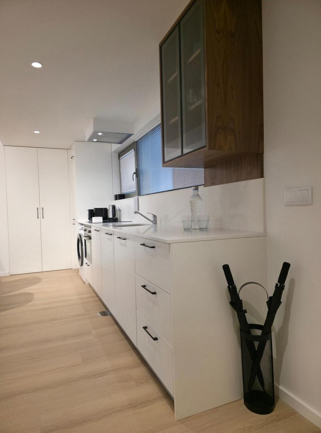 Apartamento Spacious And Modern 2-bed With Garage *