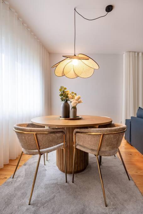 Viva Formosa Flat