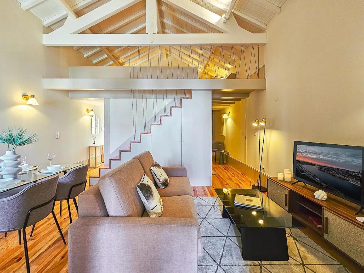 Wood Haven Luxury Duplex Downtown With Ac Apartamento