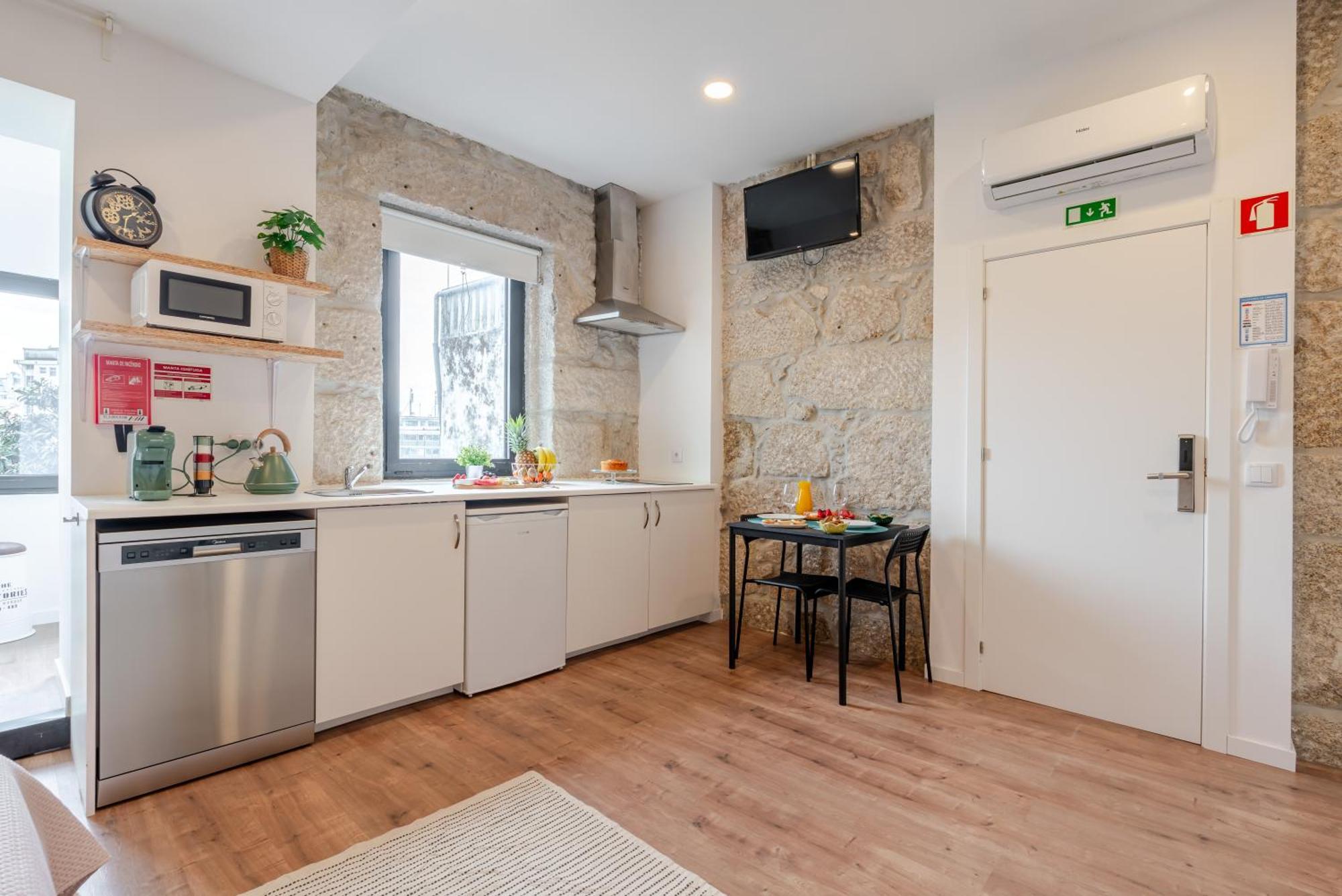 Hostwise - Stylish Sunny Flats Apartamento Porto