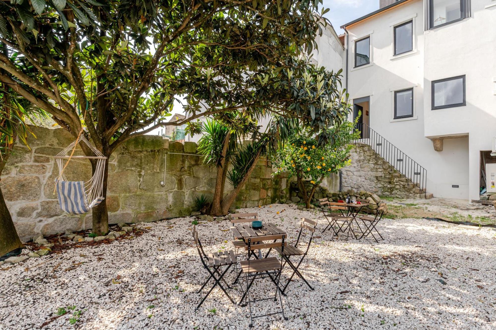 Apartamento Hostwise - Stylish Sunny Flats