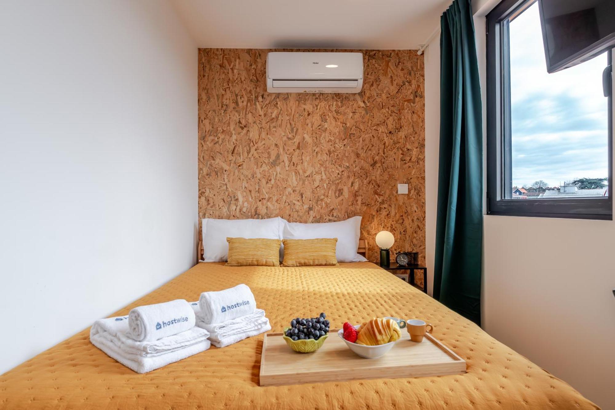 Hostwise - Stylish Sunny Flats Apartamento Porto