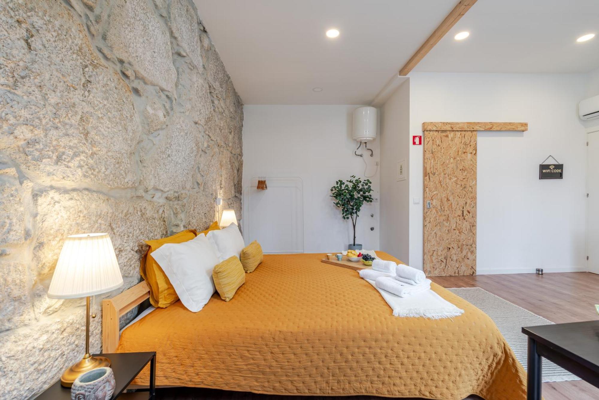 Hostwise - Stylish Sunny Flats Apartamento