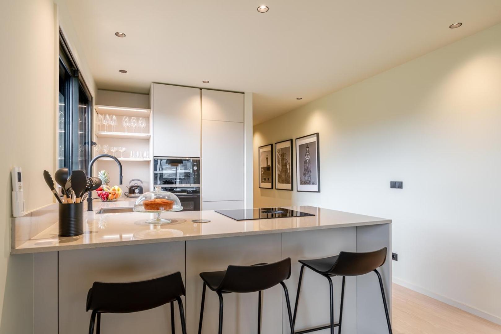 Apartamento Hostwise - Stylish Flat With Terrace & Garage *