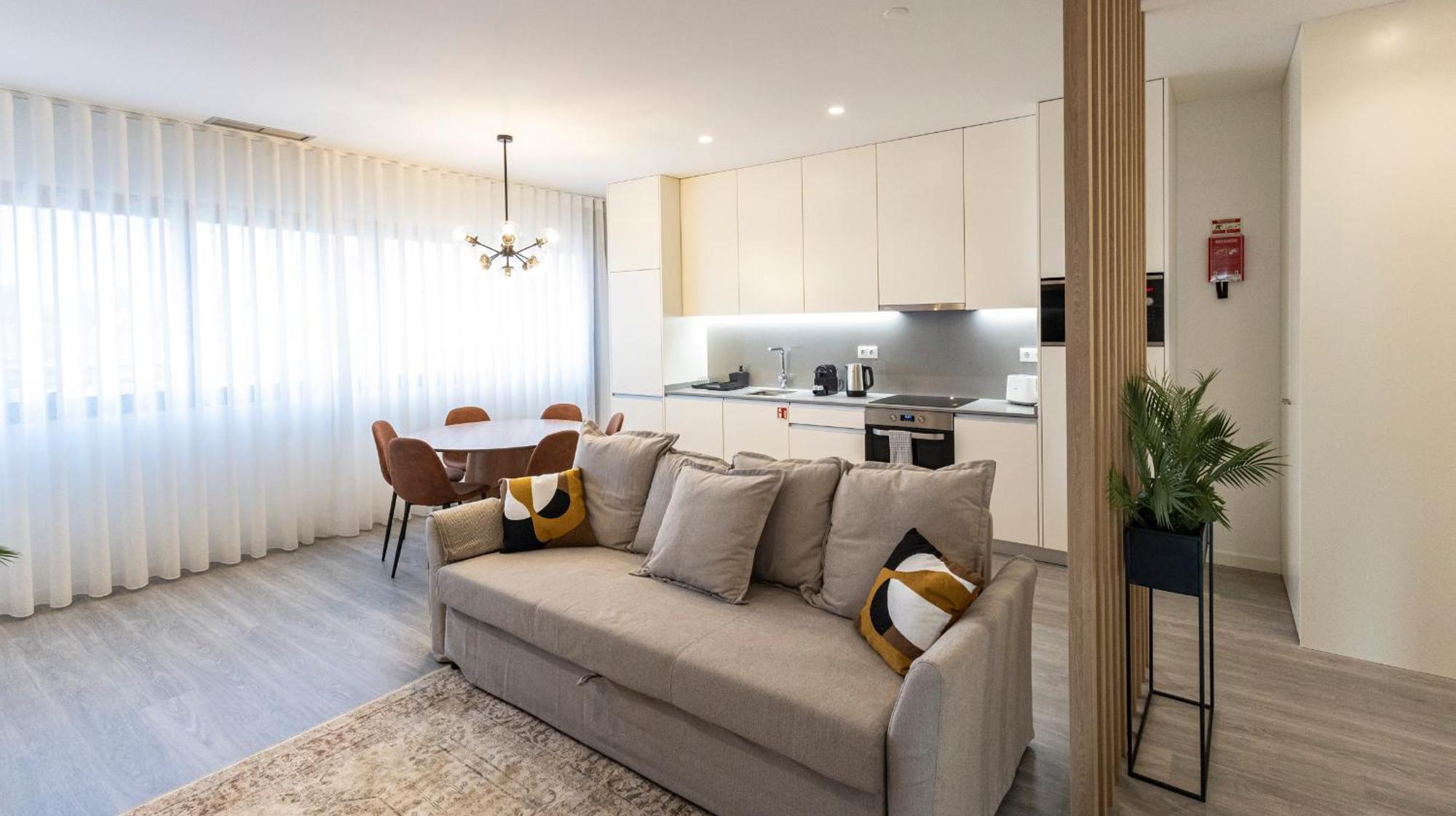 Apartamento Bright 2br Flat Near Praca Da Galiza By Lovelystay