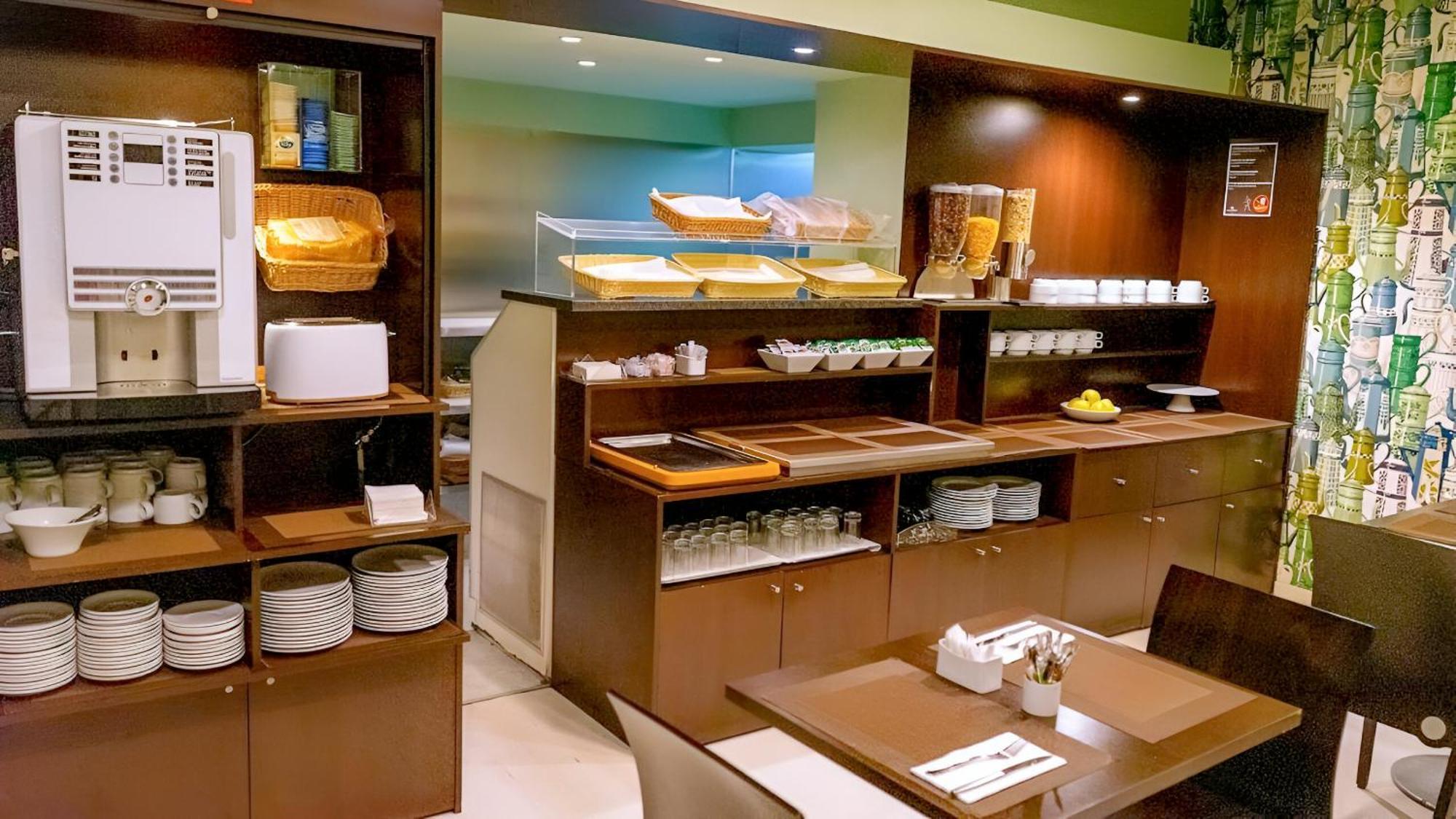 Hotiday Collection - Hotel