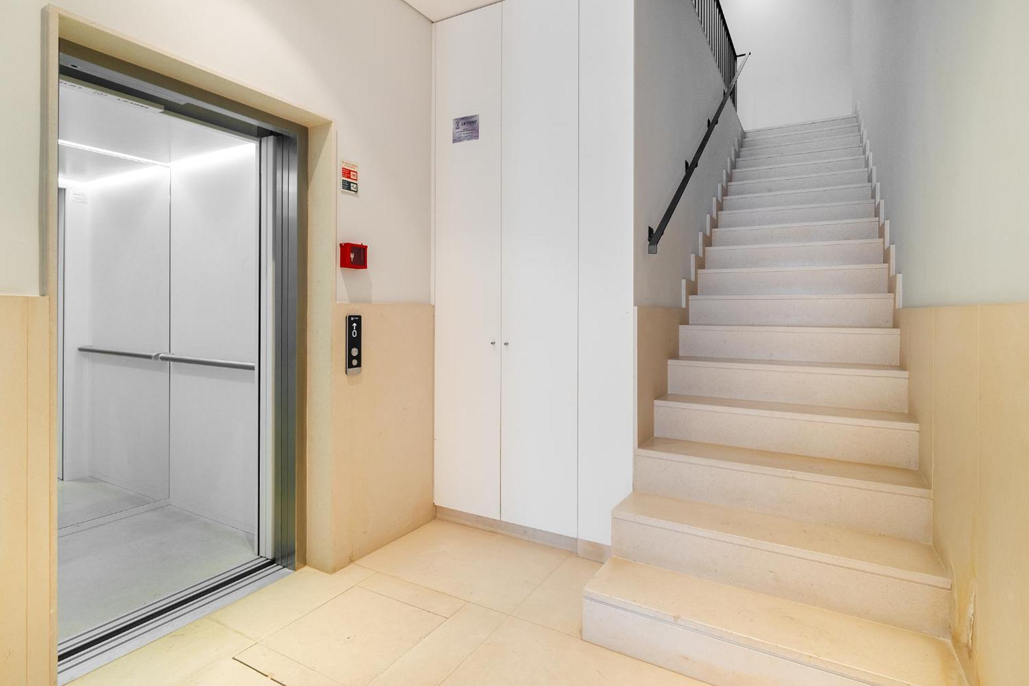 Whome Trendy Cedofeita Loft - Luxe & Light-filled * Oporto