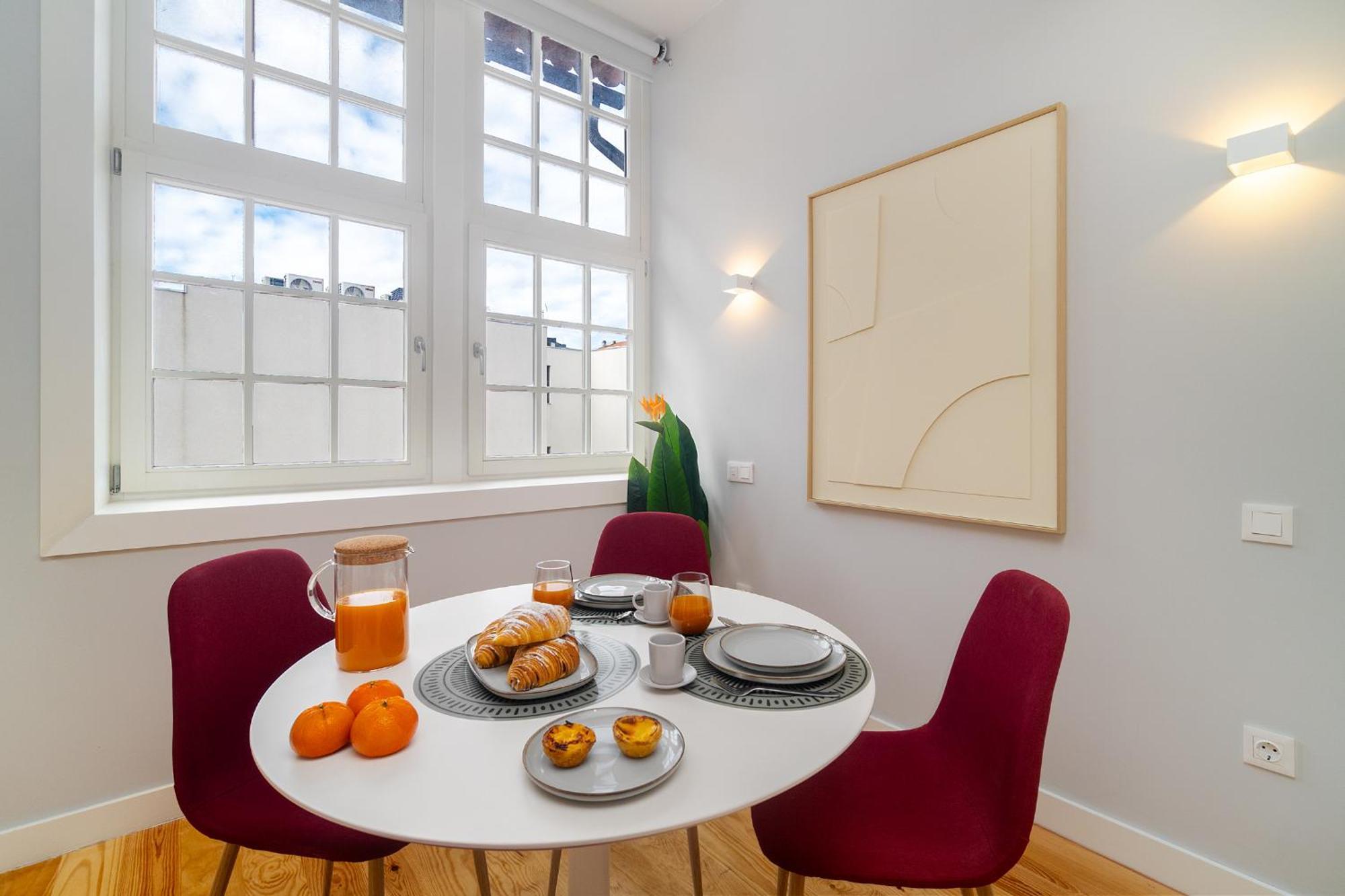 Whome Trendy Cedofeita Loft - Luxe & Light-filled Oporto