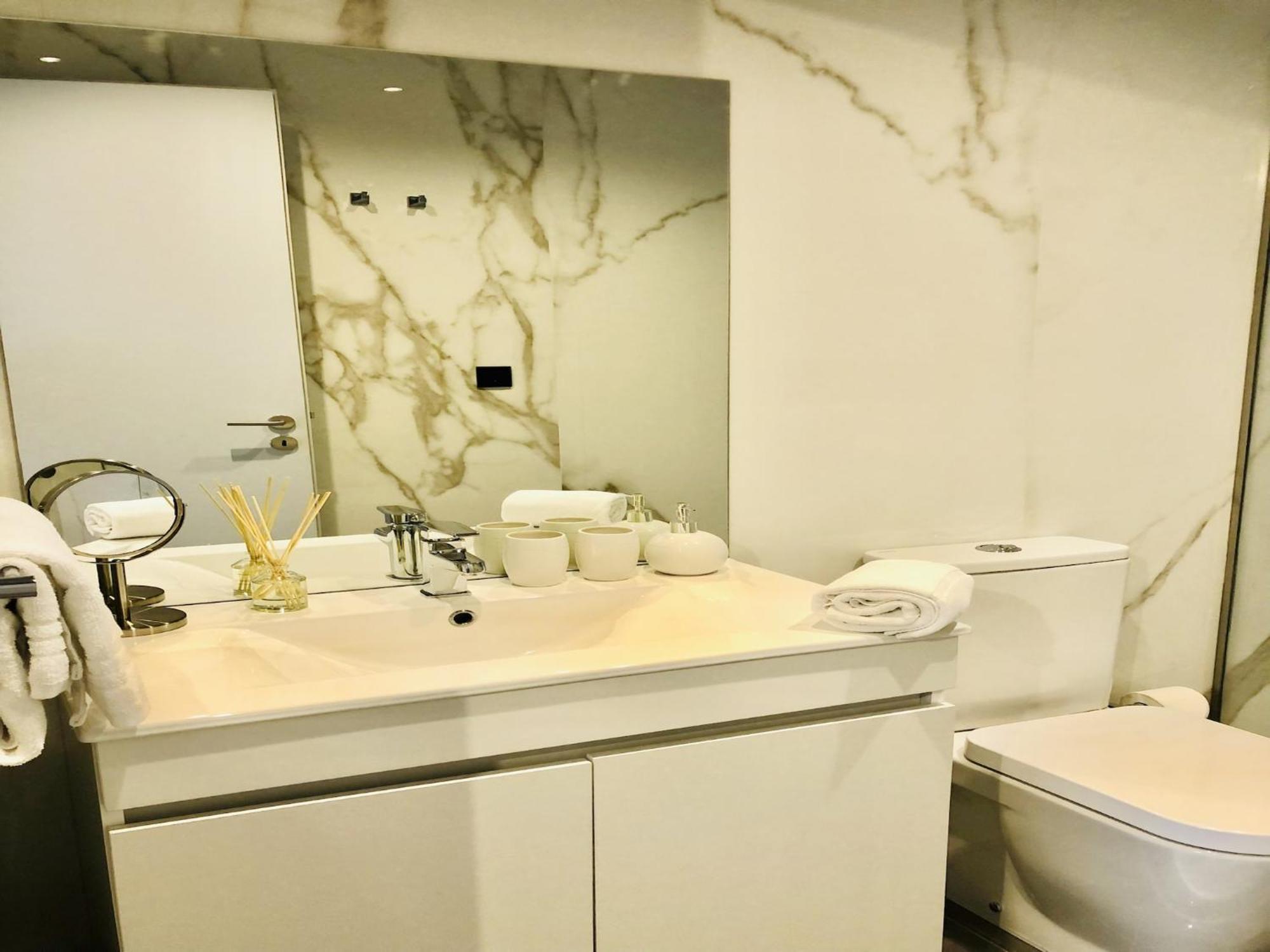 Apartamento Bright And Spacious In Oporto