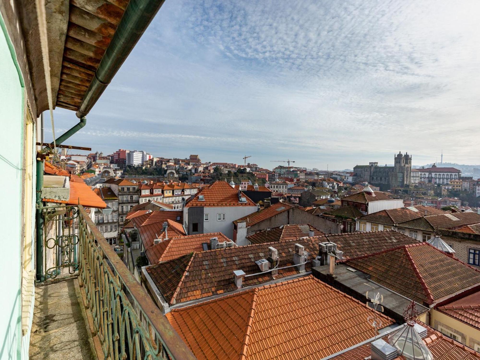 Charming 1-bedroom In Apartment *
