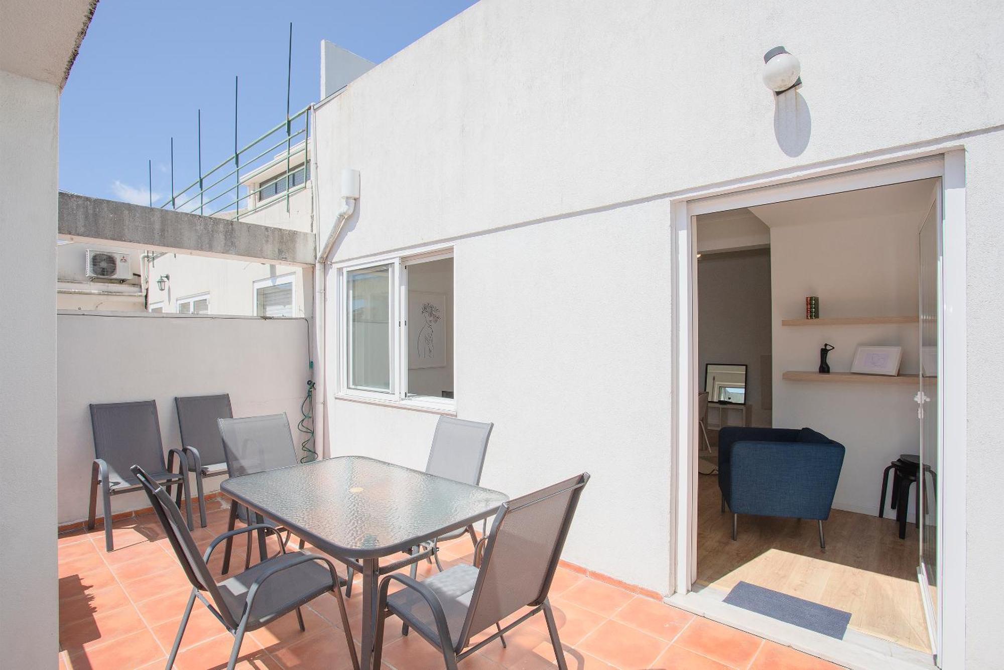 Liiiving In - Downtown Balcony Apartamento