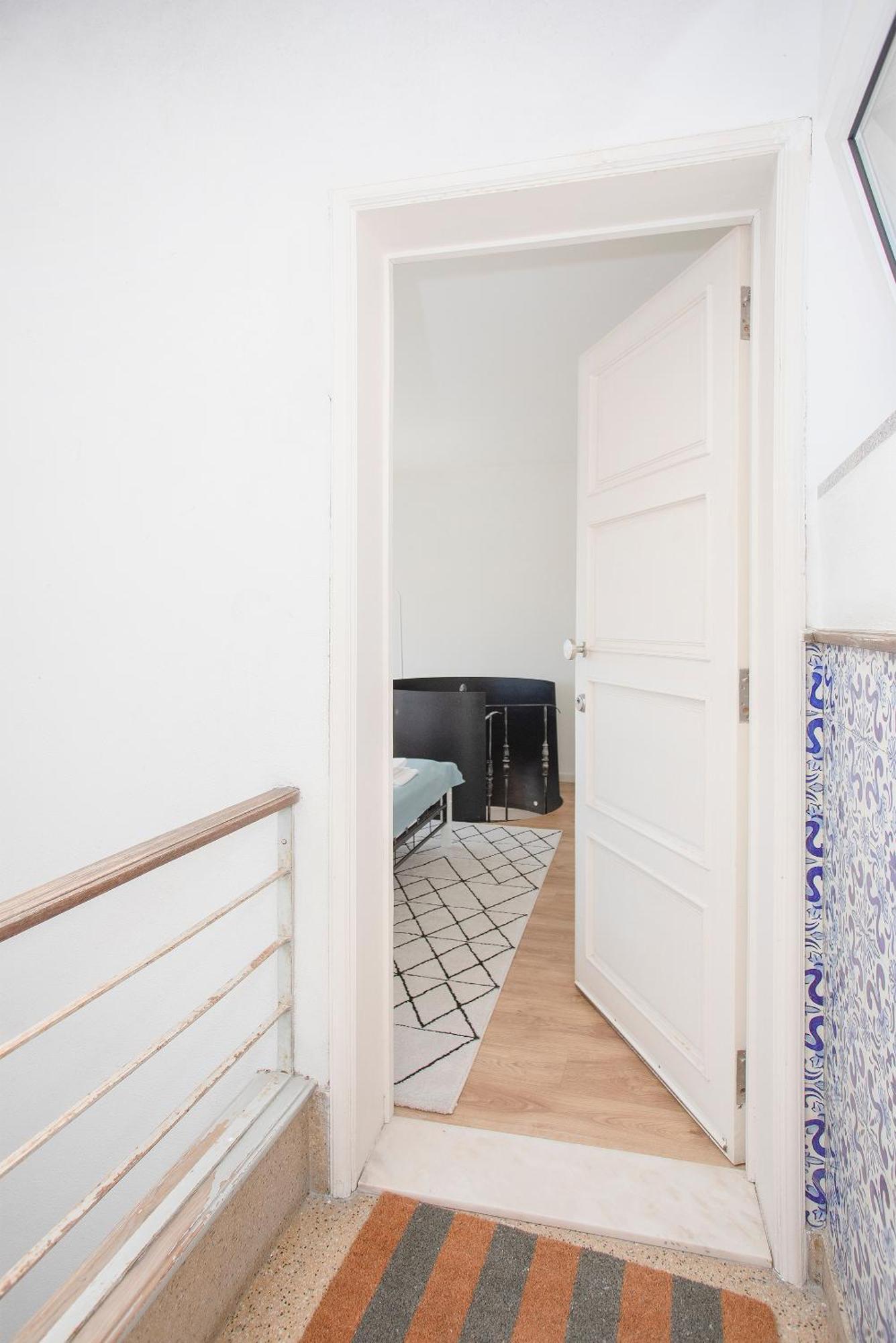 Liiiving In - Downtown Balcony Apartamento