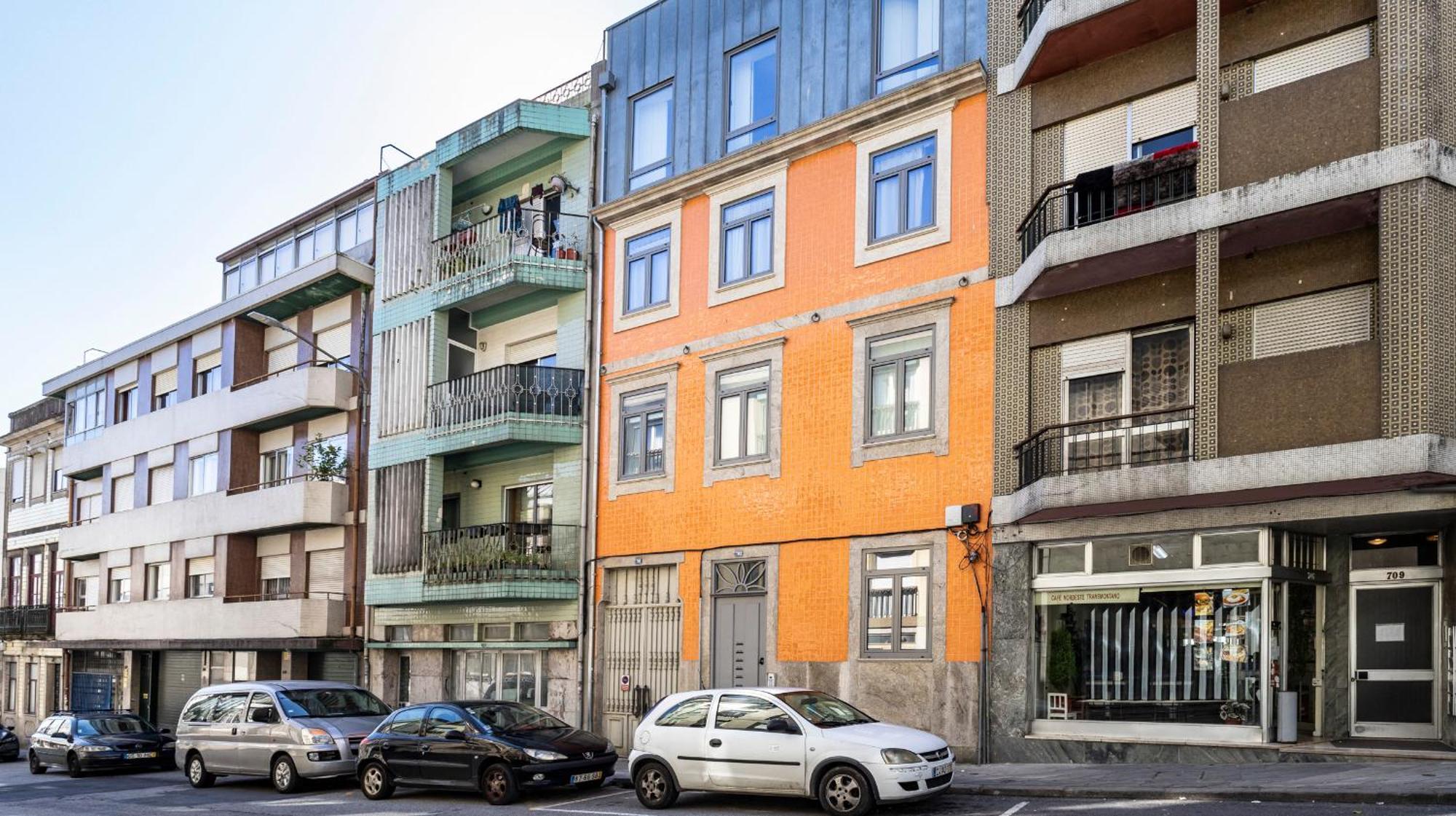 Stylish Duplex With Balcony In By Lovelystay Apartamento Porto