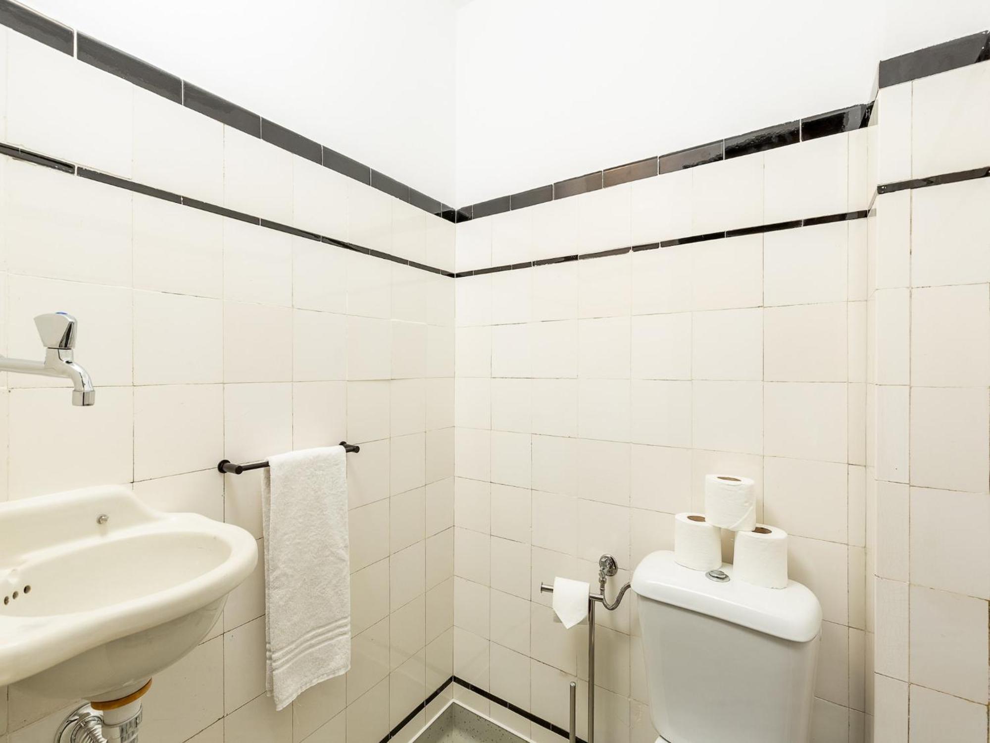 Spacious Family In Apartamento Porto