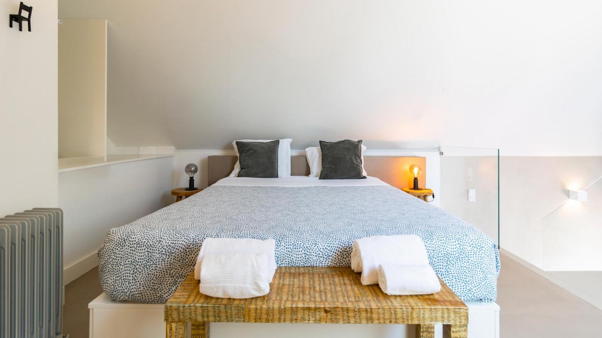 Apartamento Aposentus - Stylish Downtown Loft