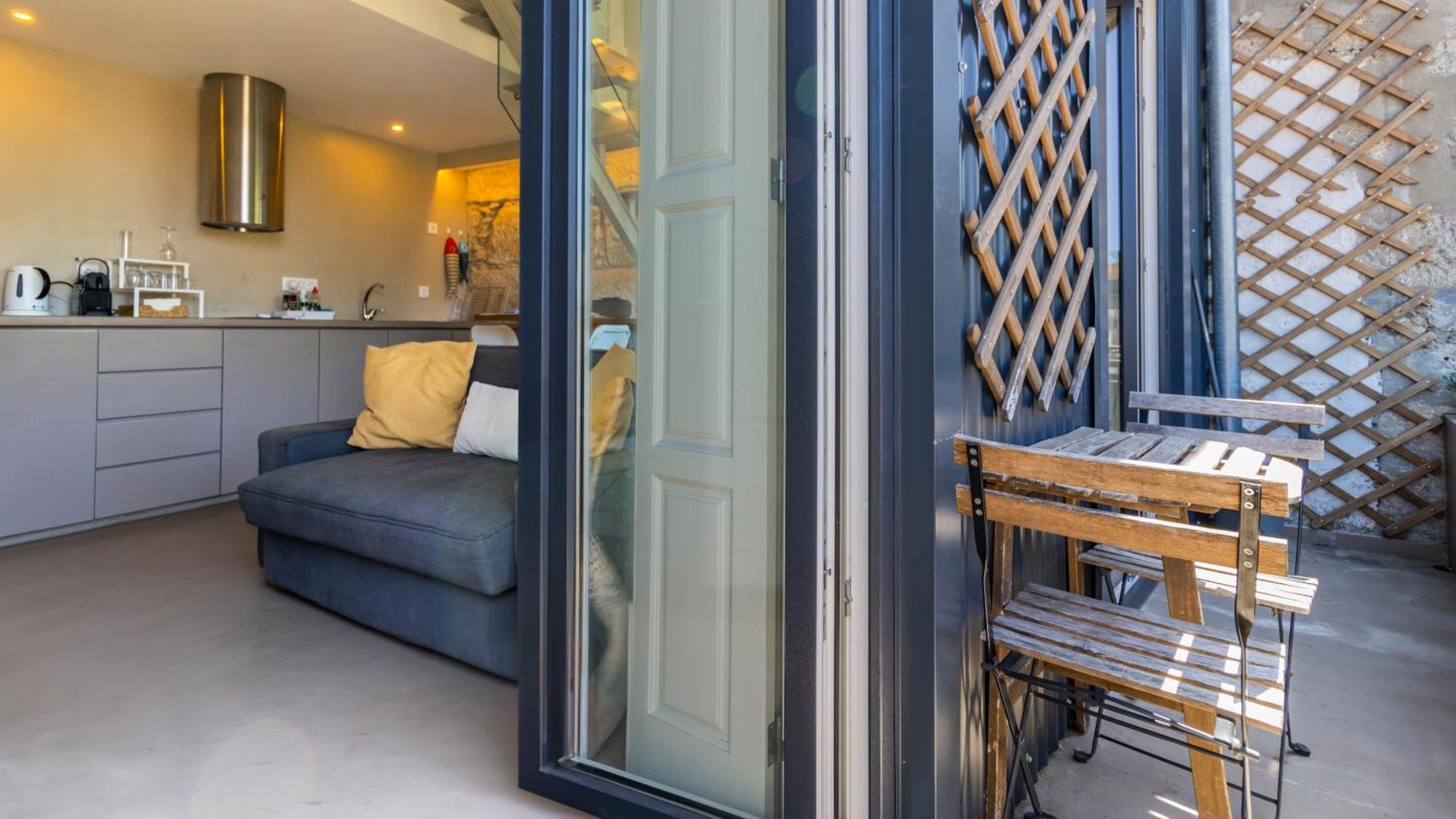 Apartamento Aposentus - Stylish Downtown Loft