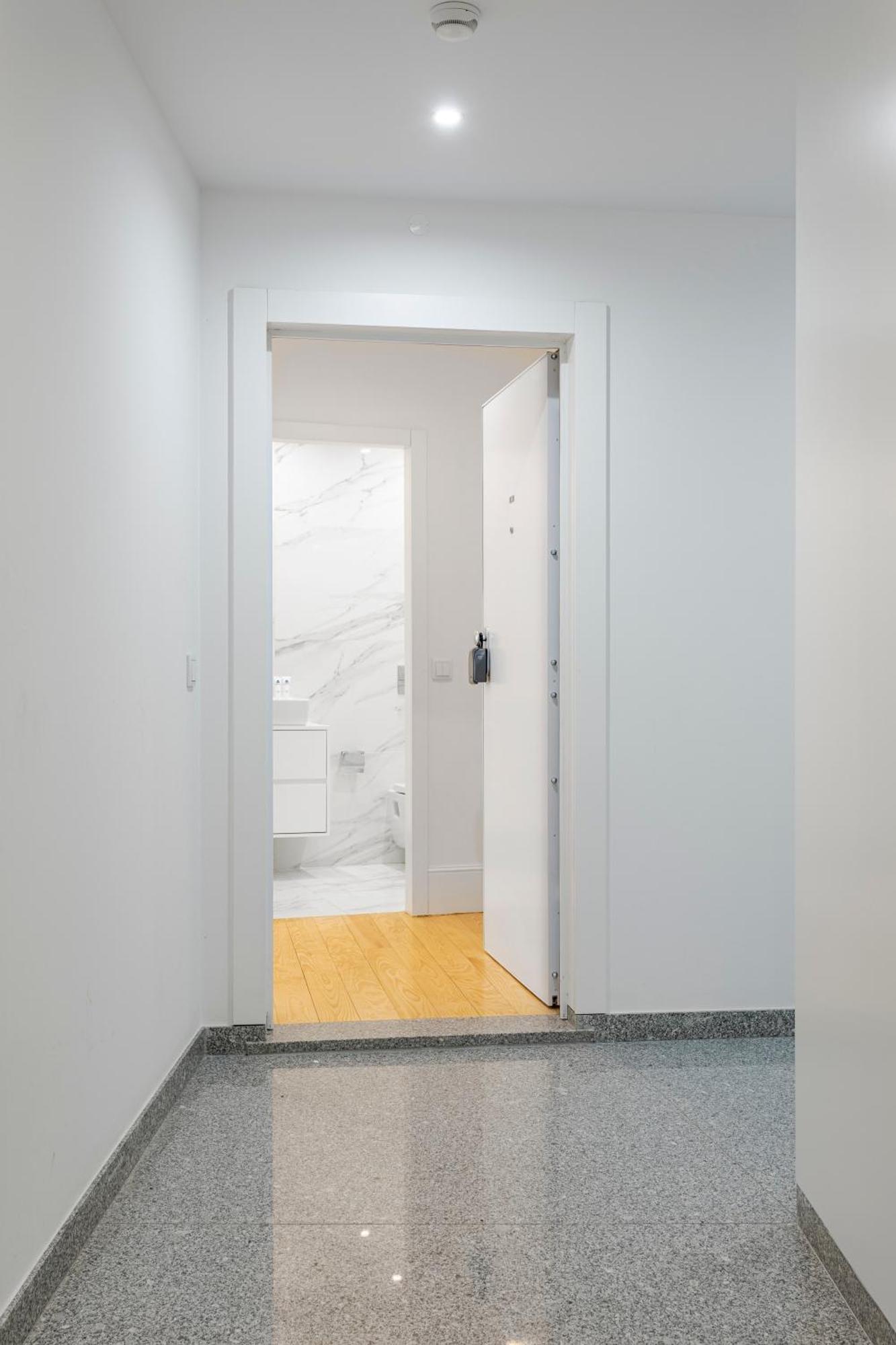 Hostwise - Stylish Retreat In Porto's Heart Apartamento Oporto