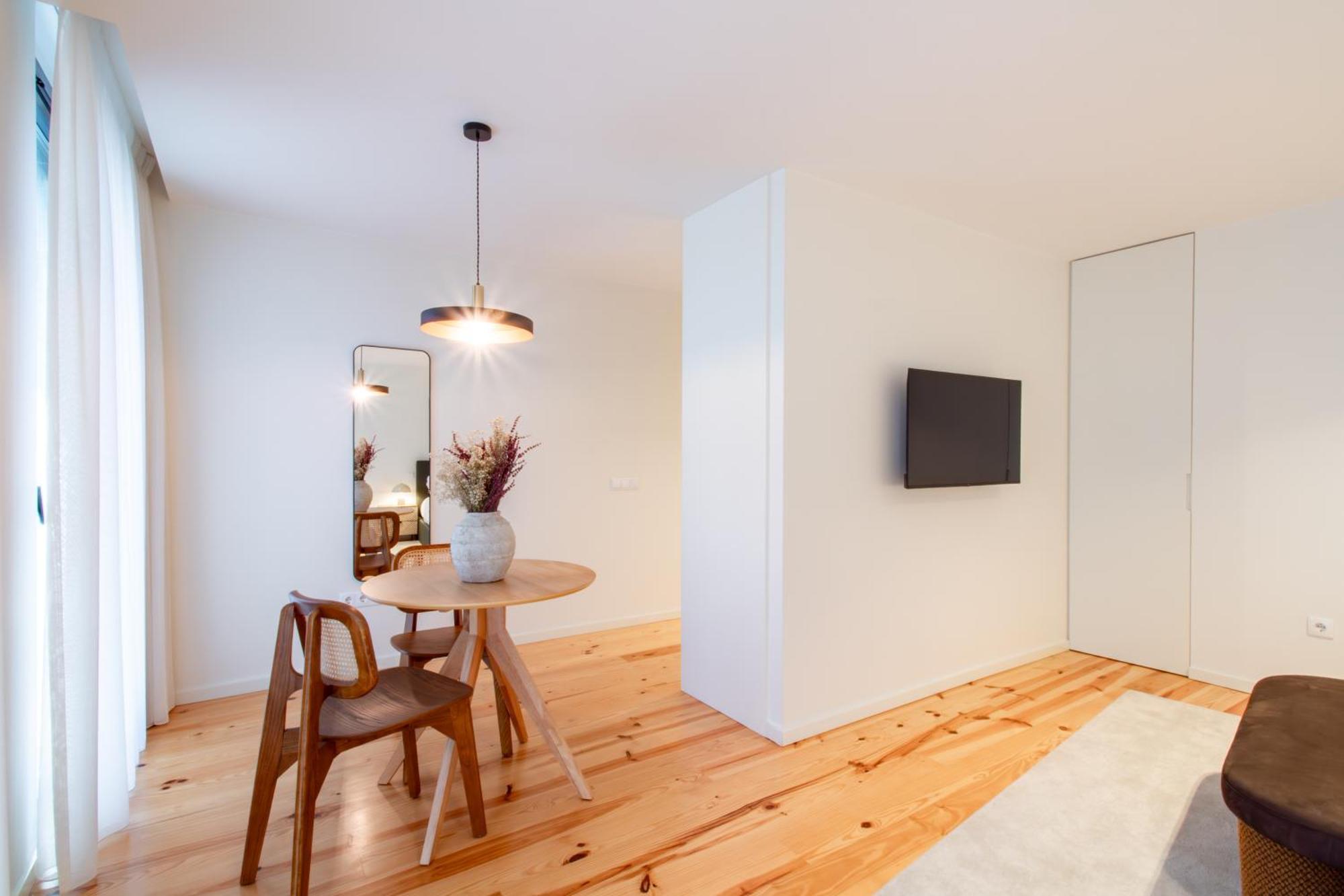Apartment Luxurious Retreat In By Lovelystay Porto