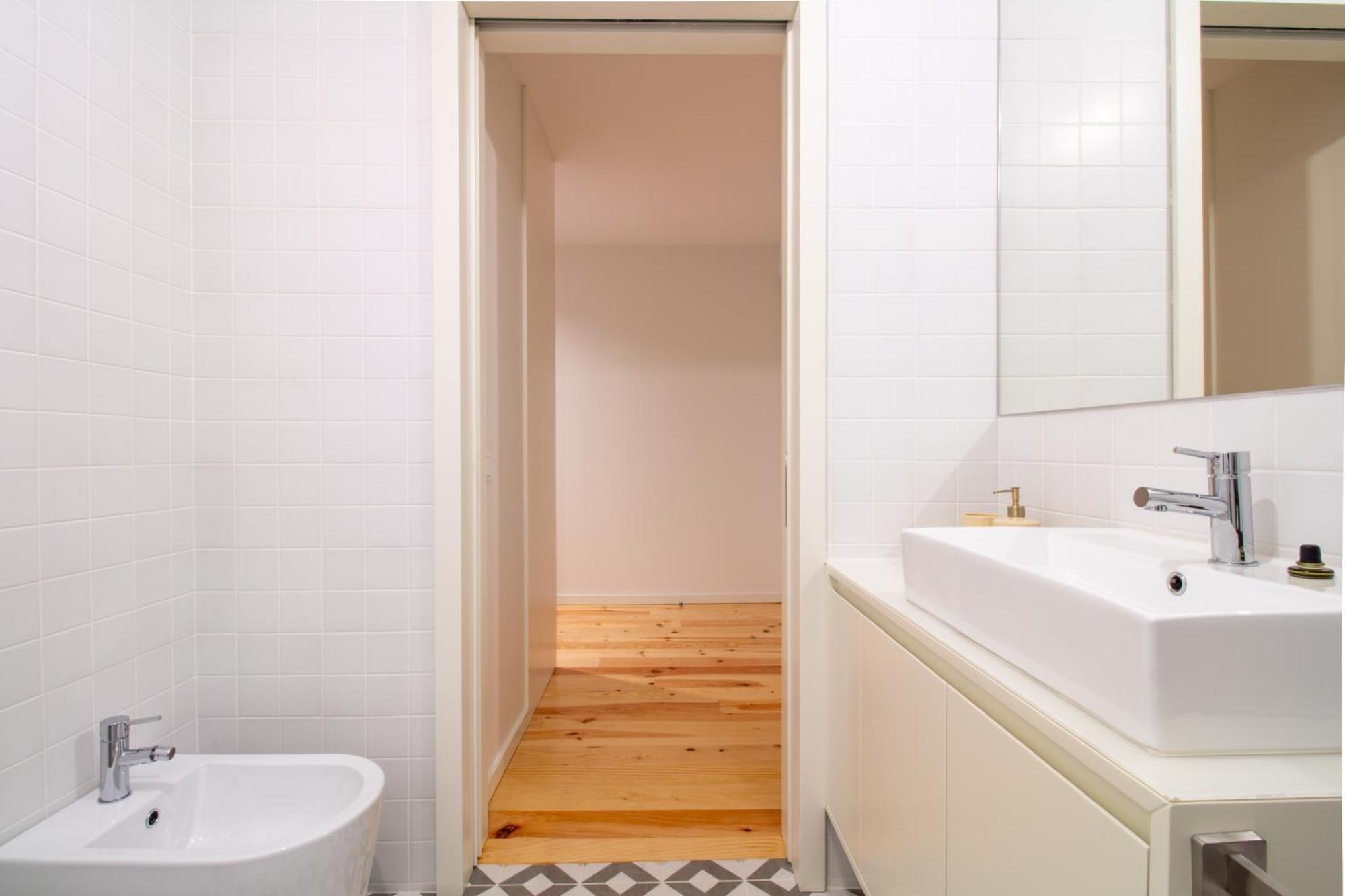 Apartment Luxurious Retreat In By Lovelystay