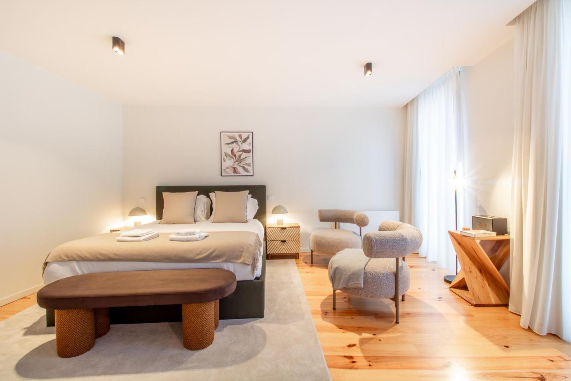 Apartment Luxurious Retreat In By Lovelystay
