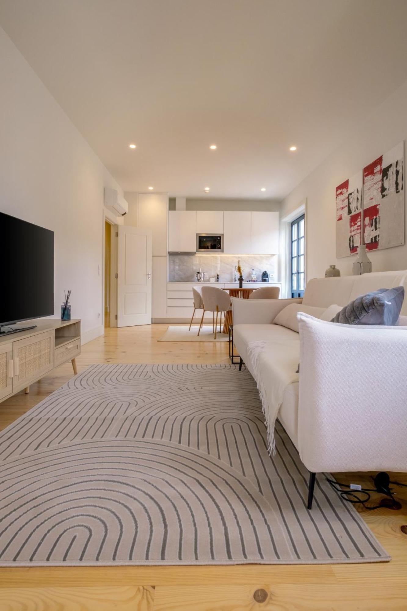 Art Deco 22 Luxury 2br Downtown Metro Ac * Oporto