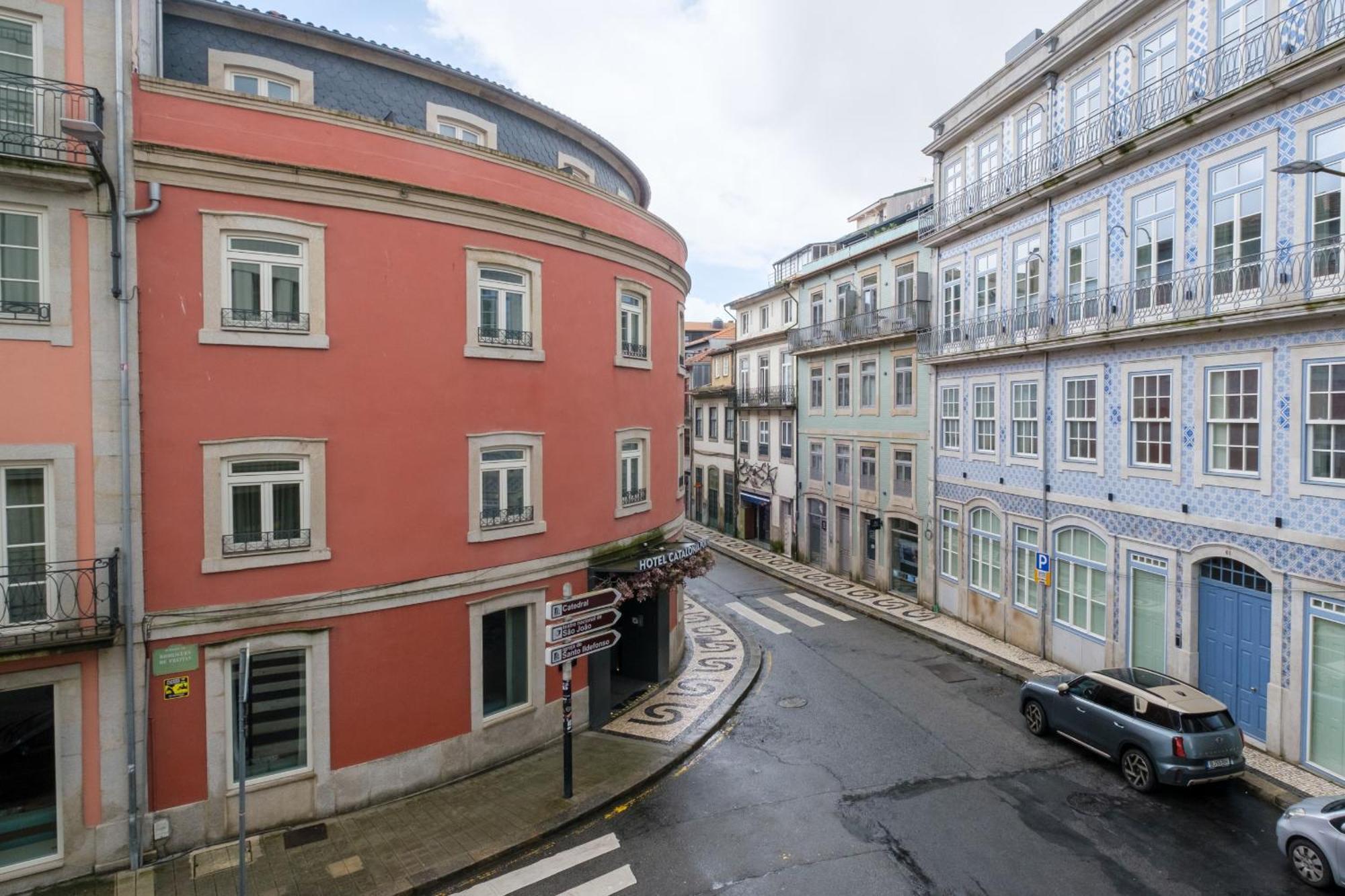 Art Deco 12 Luxury 2br Downtown Metro Ac Apartment