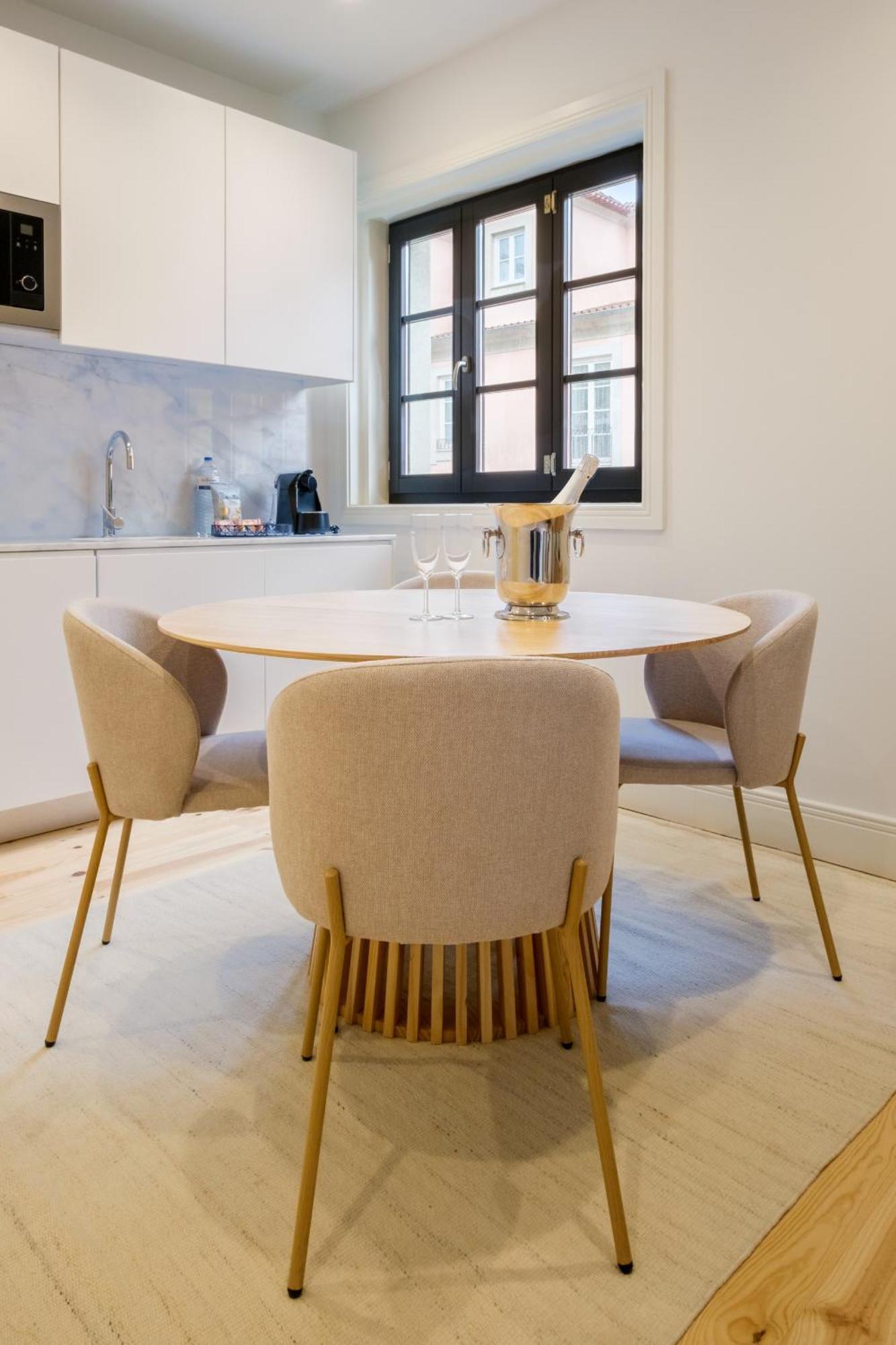 Apartment Art Deco 12 Luxury 2br Downtown Metro Ac